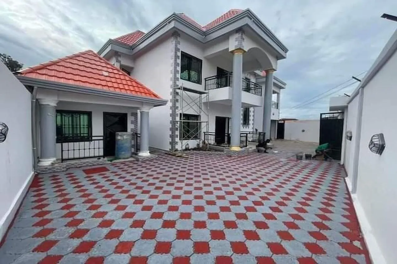 Belle villa duplex à nongo